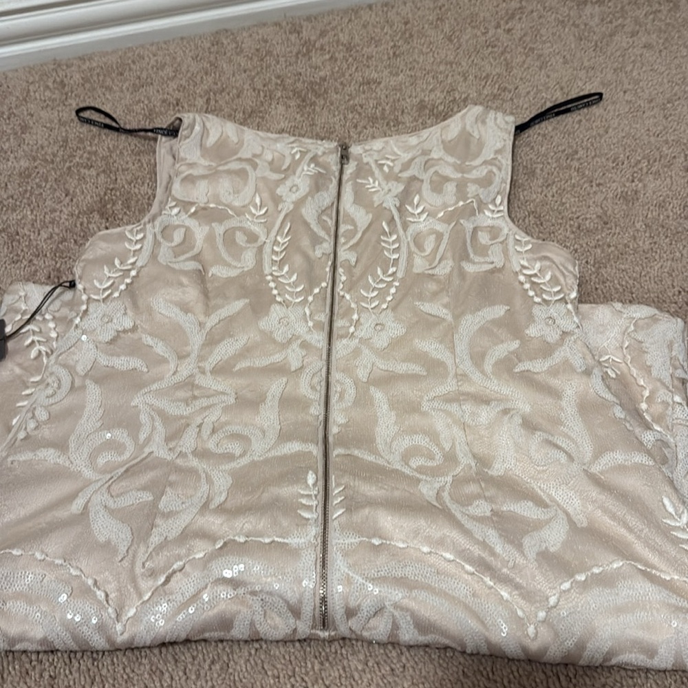 Vince Camuto Cream Ruched Sheath Mini Dress - Picture 8 of 12